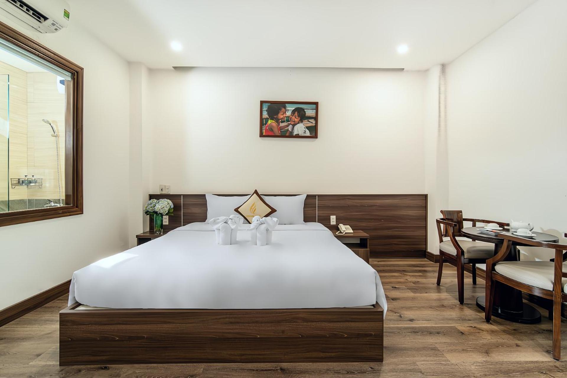Hoang Linh Riverside Hotel Danang Luaran gambar