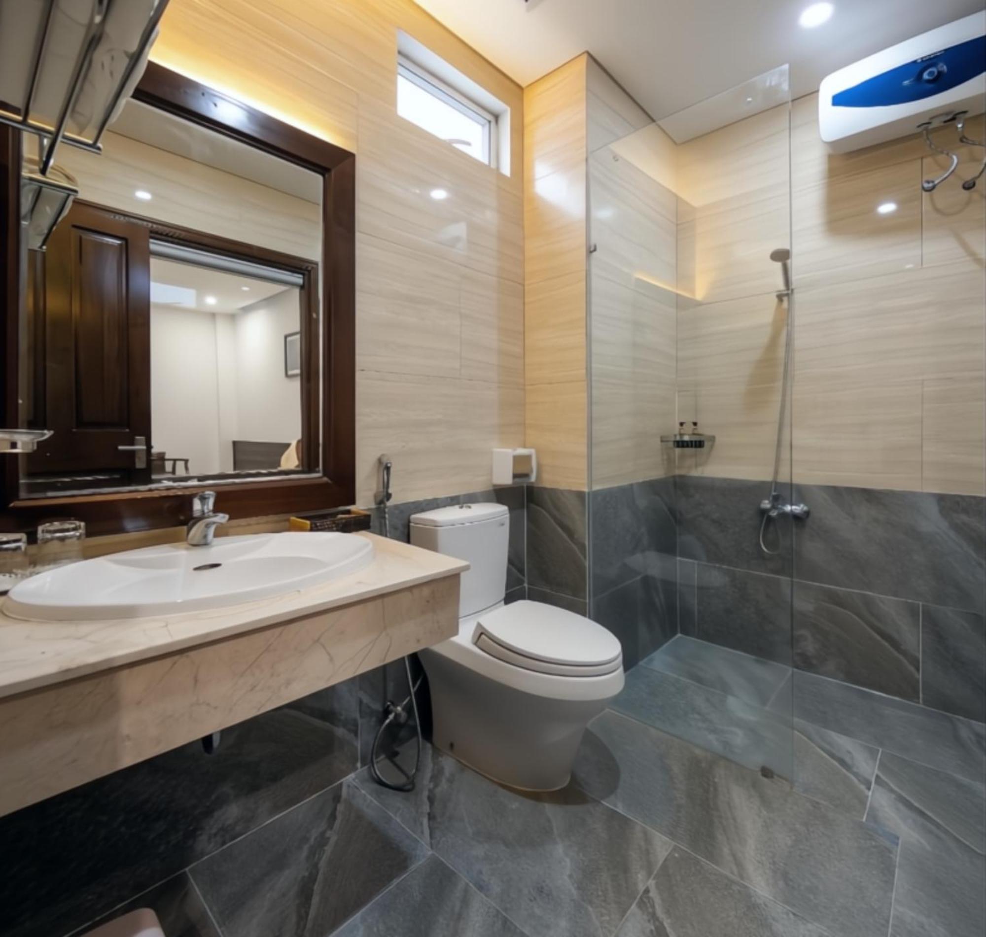 Hoang Linh Riverside Hotel Danang Bilik gambar