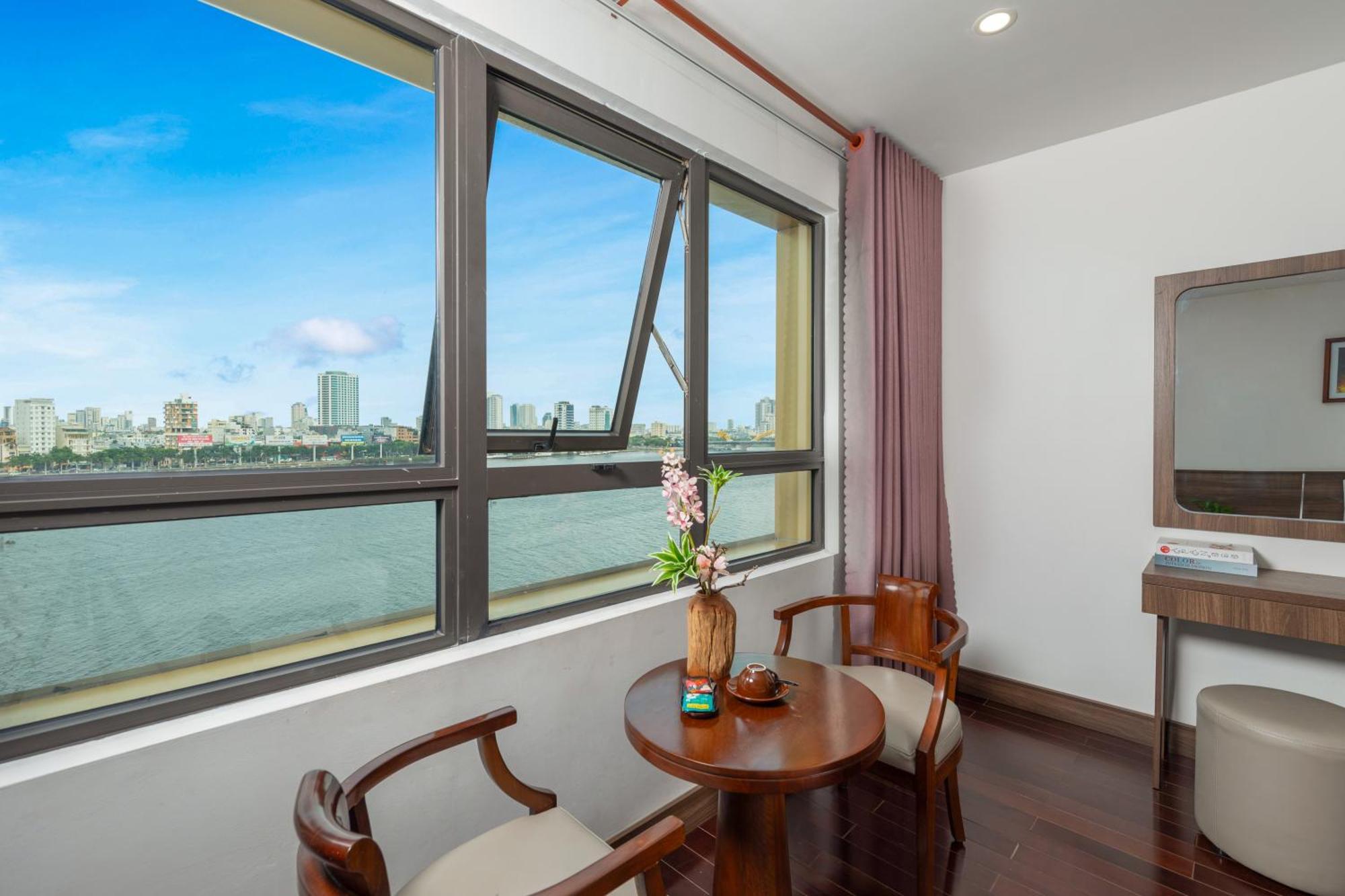 Hoang Linh Riverside Hotel Danang Luaran gambar
